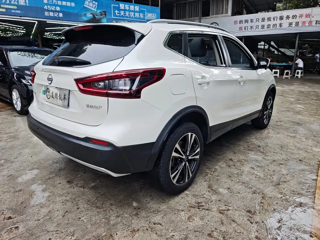 Nissan Qashqai — миниатюра 19