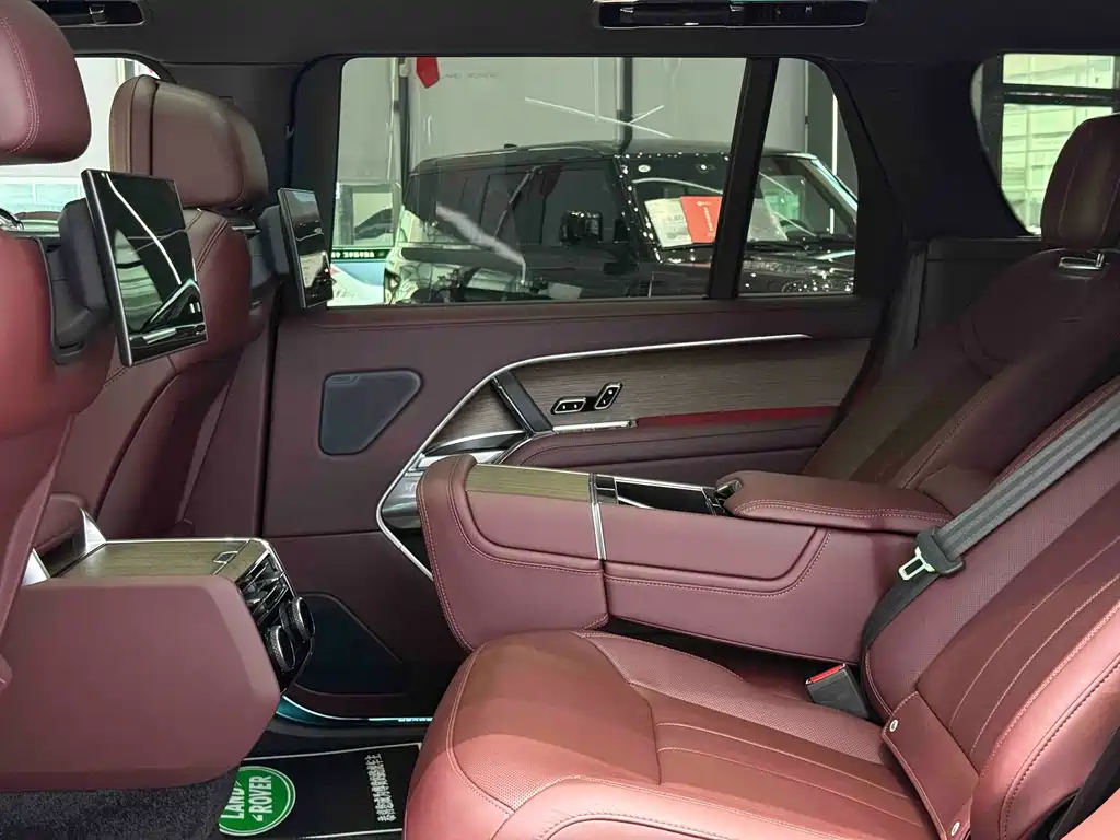 Land Rover Range Rover — миниатюра 12