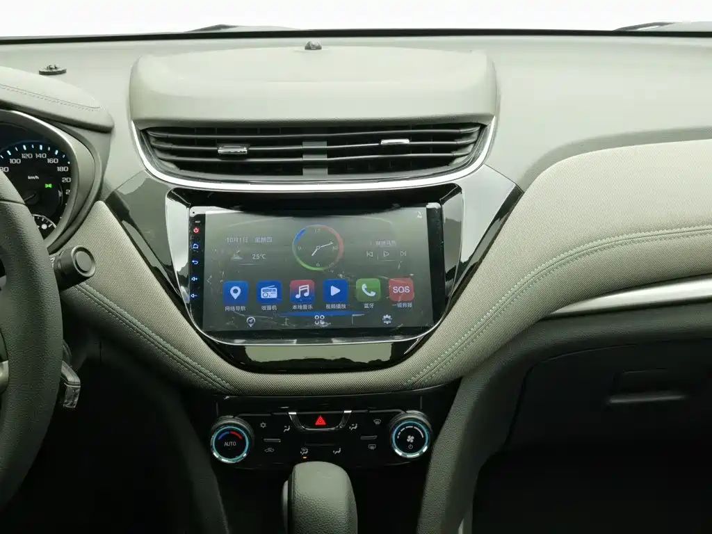Chevrolet Malibu — миниатюра 12