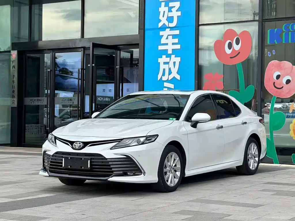 Toyota Camry 2022