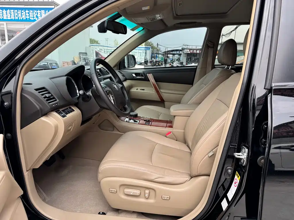 Toyota Highlander 2009 3.5L 7 мест