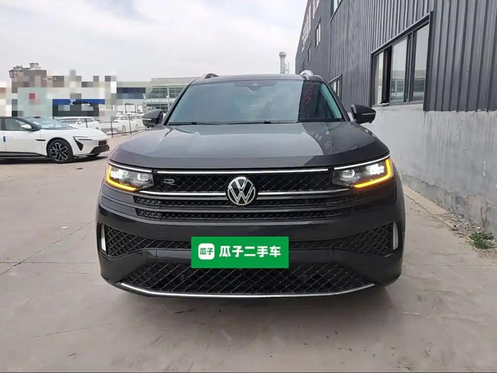 Volkswagen Tavendor 2023 380TSI R-Line