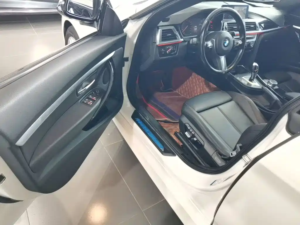BMW 3 Series GT — миниатюра 16