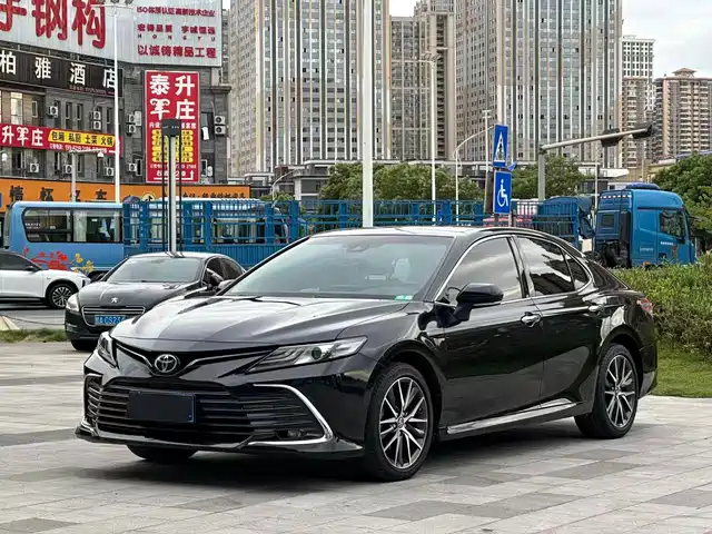 TOYOTA CAMRY 2023
