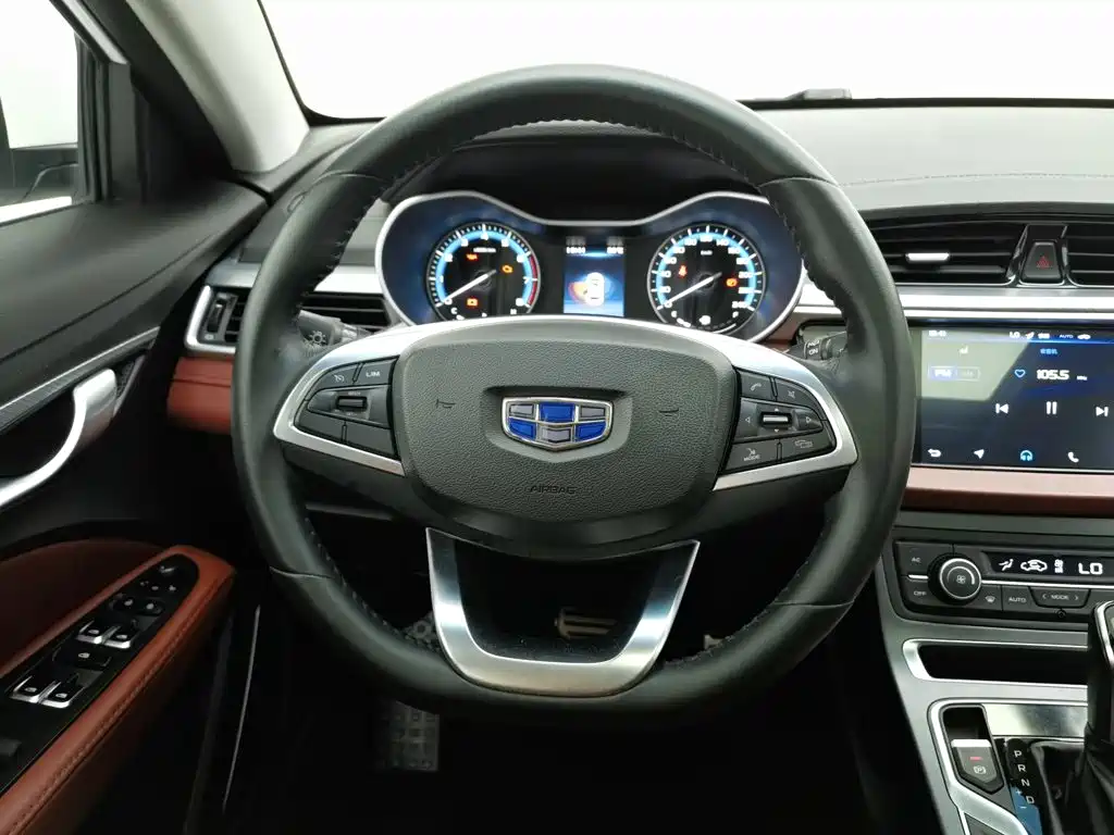 Geely Vision S1 — миниатюра 11