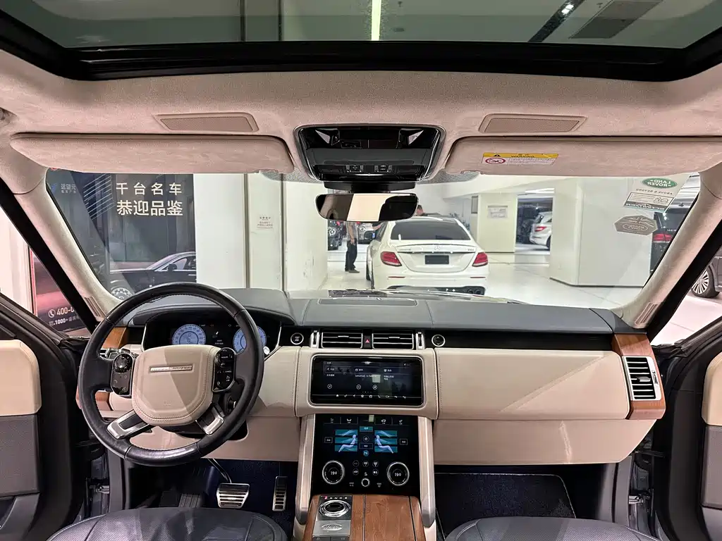 Land Rover Range Rover — миниатюра 22