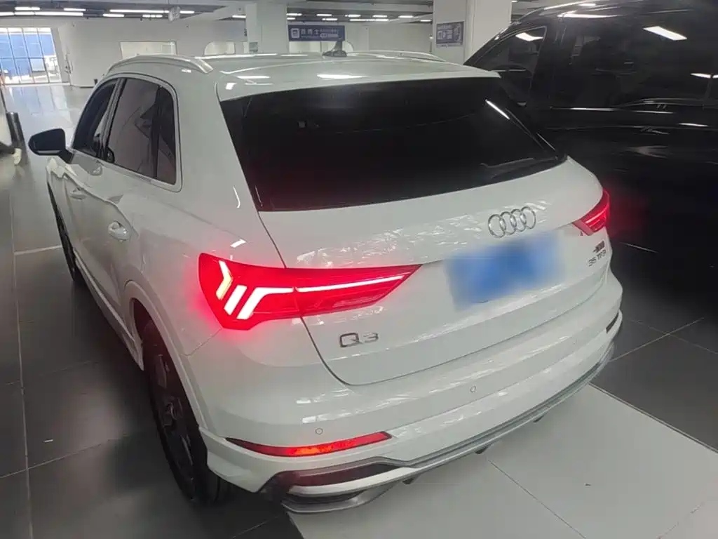 Audi Q3 — миниатюра 5