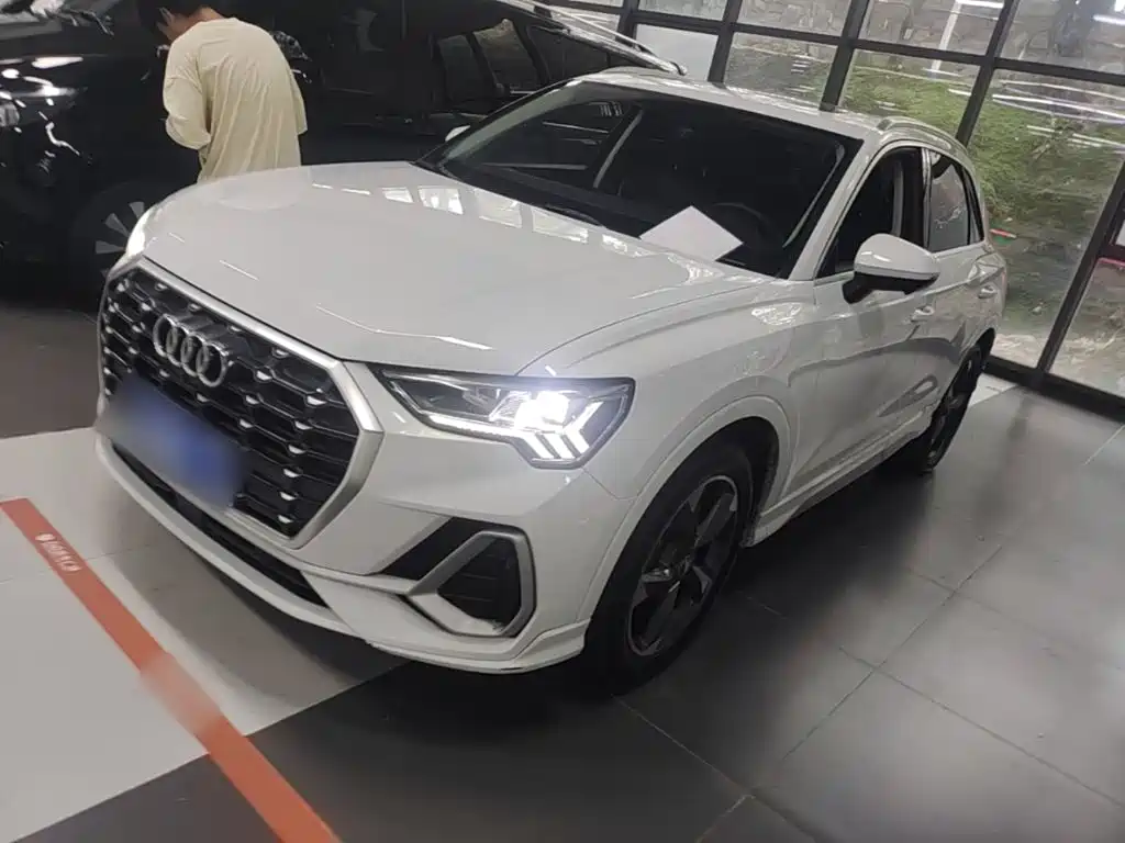 Audi Q3 — миниатюра 2