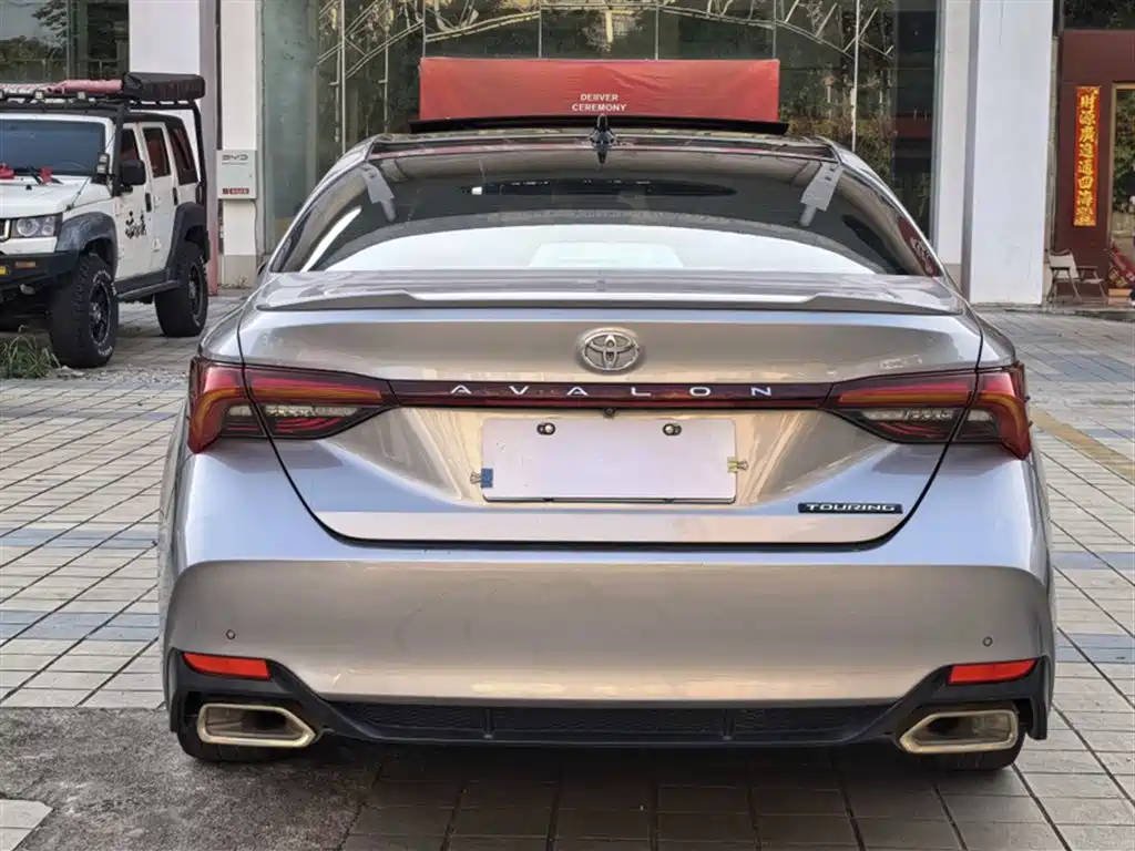 Toyota Avalon 2019 2.5L Touring Luxury VI