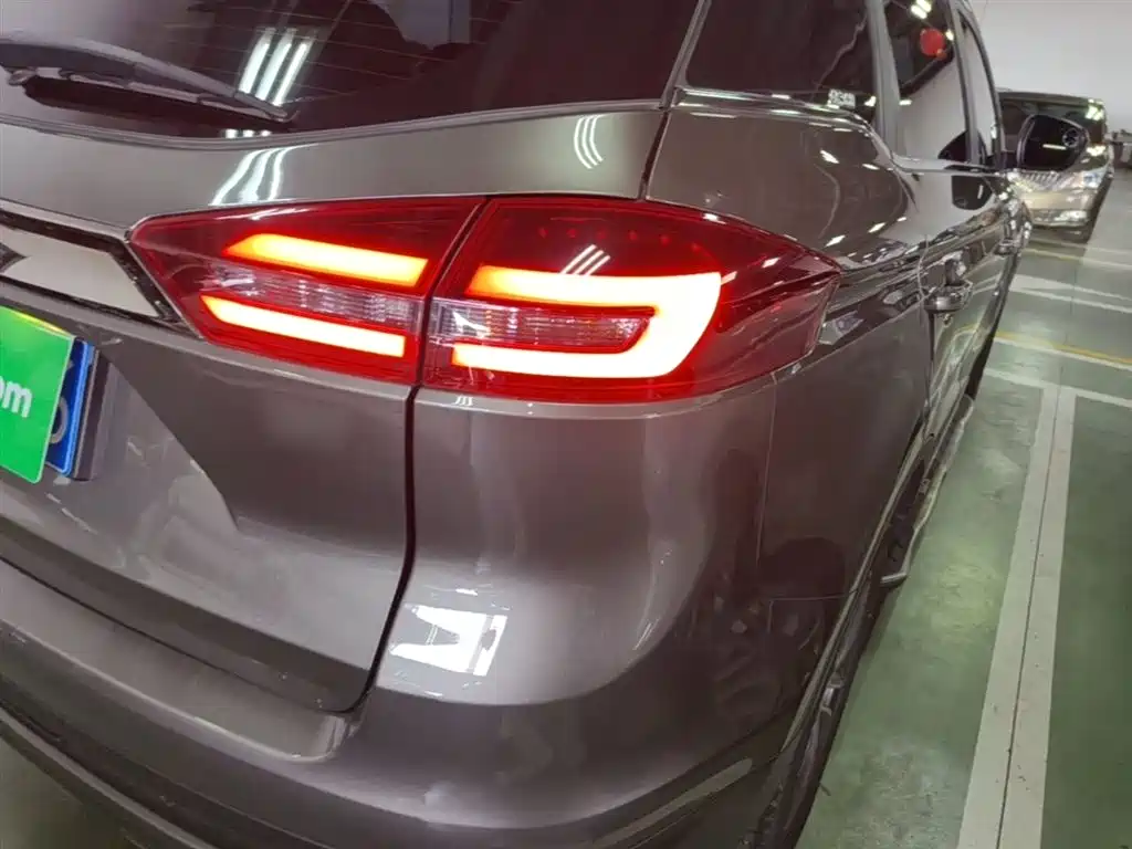 Geely Boyue 2020 1.8TD DCT 4G