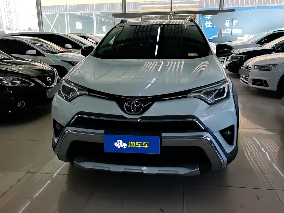 Toyota RAV4 — миниатюра 2