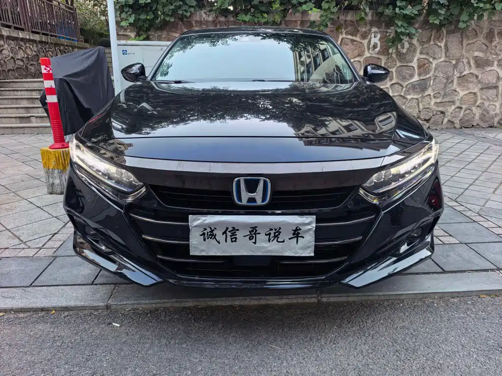 Honda Accord — миниатюра 2