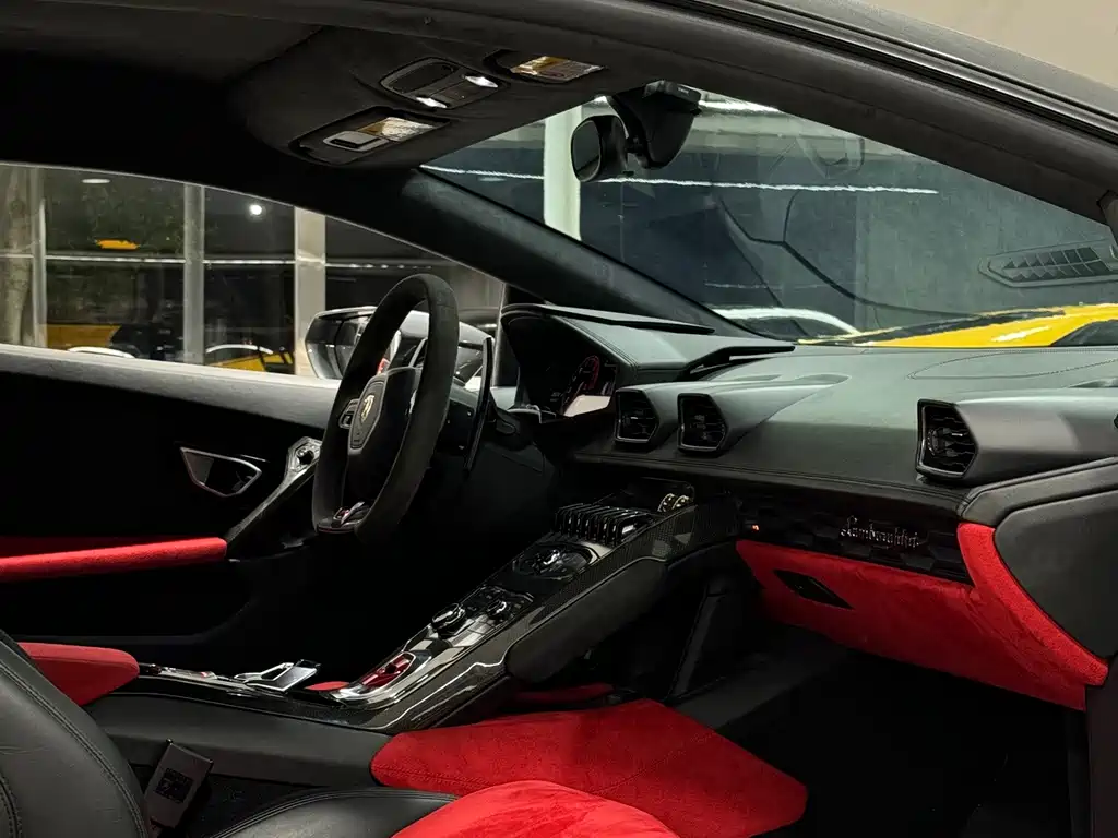 Lamborghini Huracán — миниатюра 9