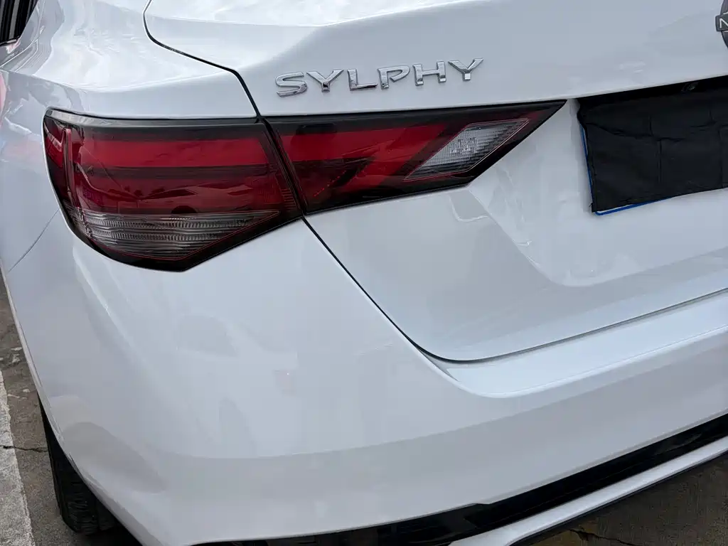 Nissan Sylphy — миниатюра 12