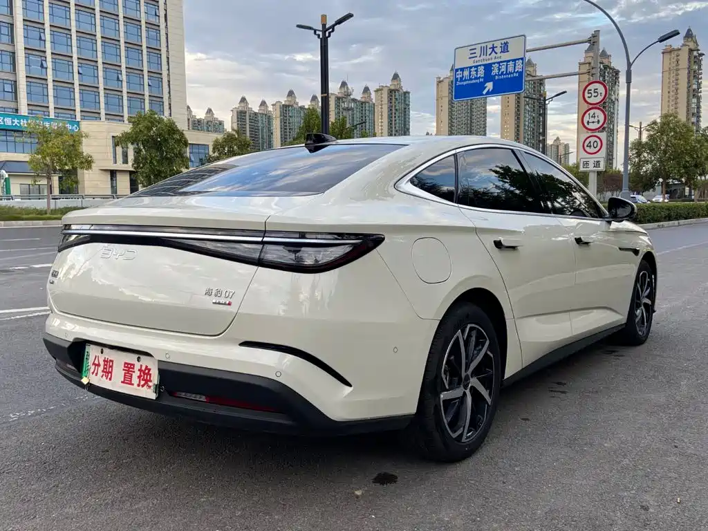 BYD Seal 07 DM-i — миниатюра 12