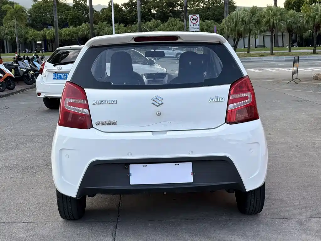 Suzuki Alto — миниатюра 9