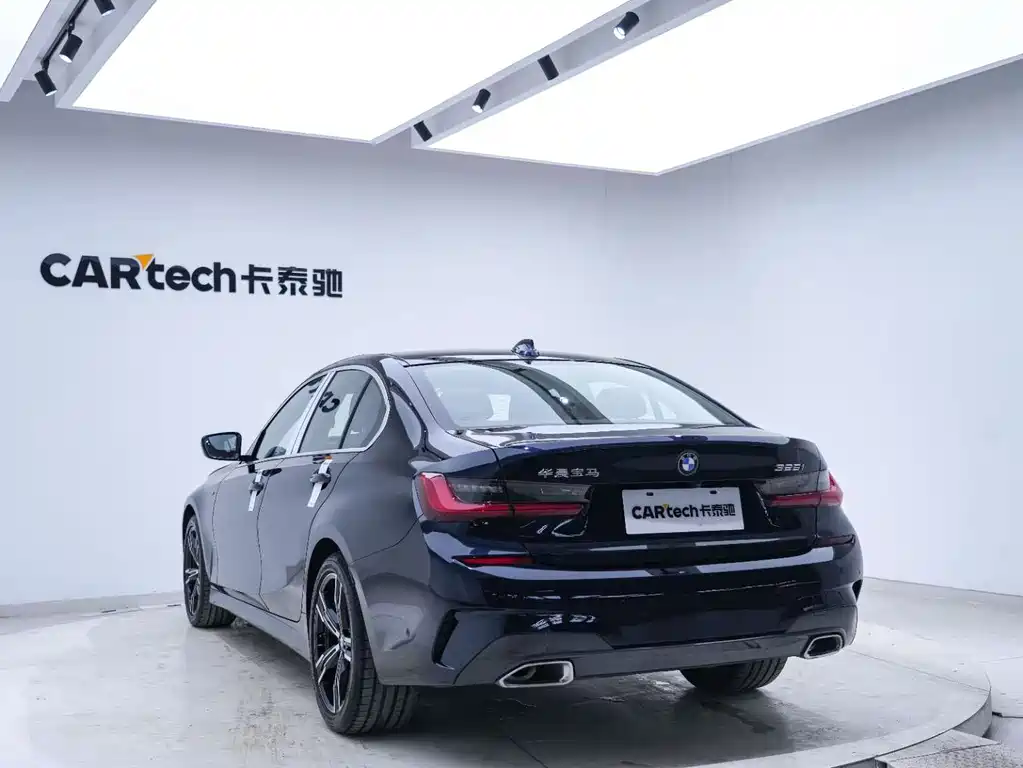 BMW 3 Series — миниатюра 17