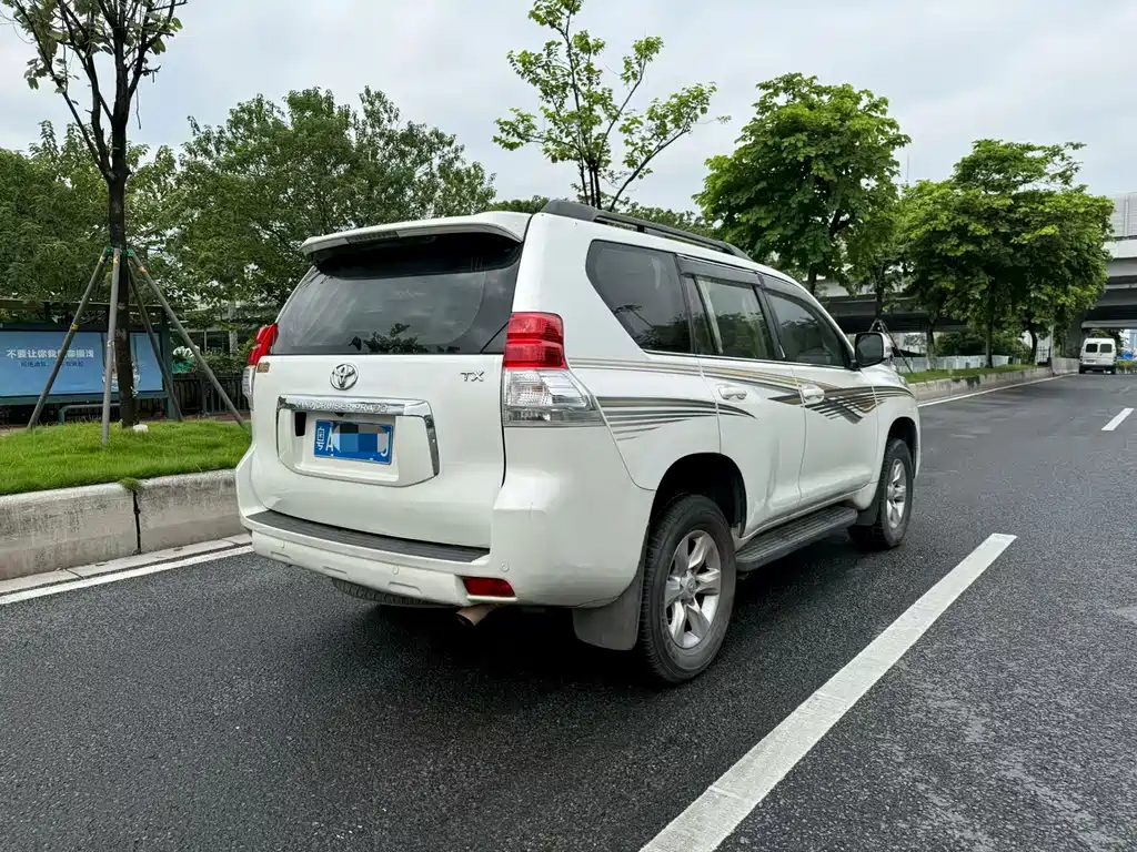 Toyota Prado (Import) — миниатюра 3