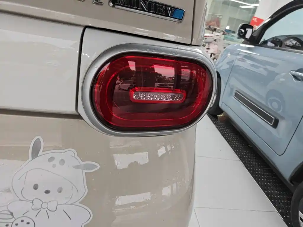 Wuling Mini EV MINIEV 2024 215km