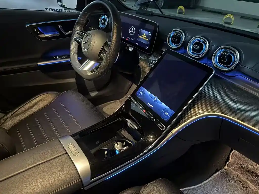 Mercedes-Benz C-Class — миниатюра 4