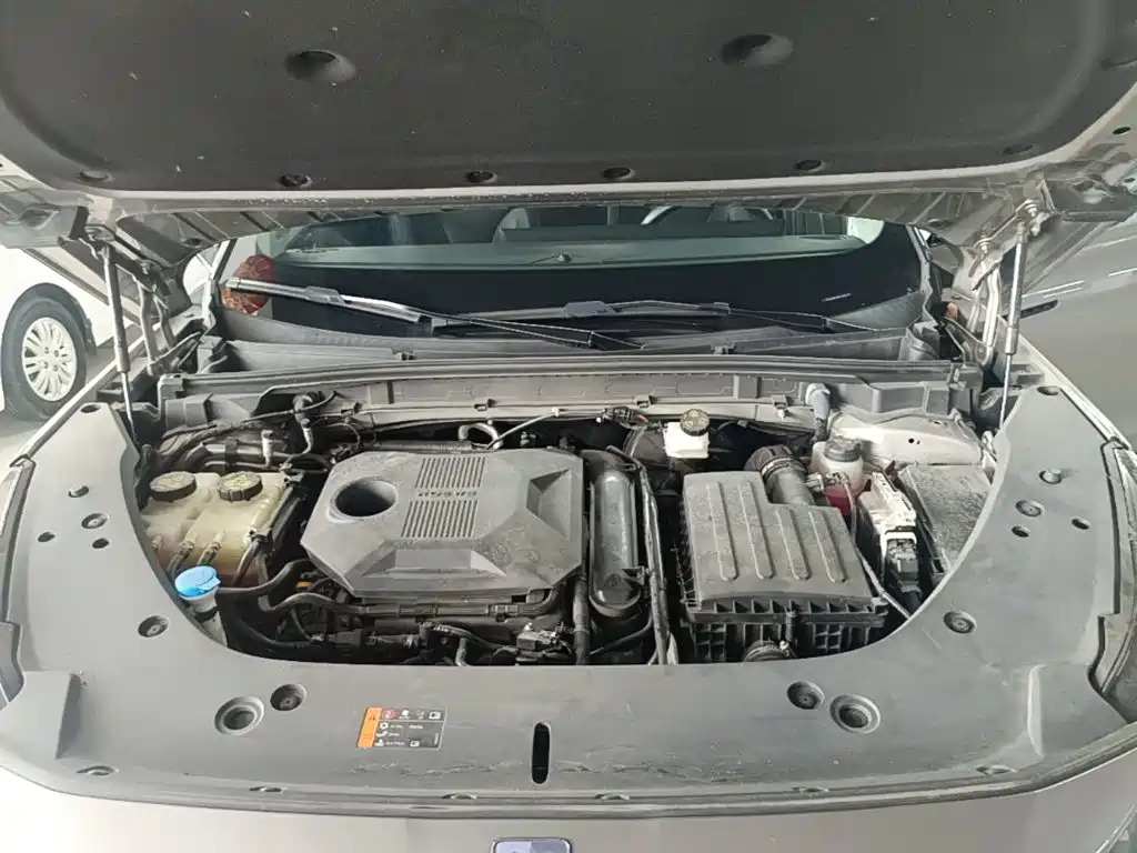 Roewe RX5 New Energy — миниатюра 20