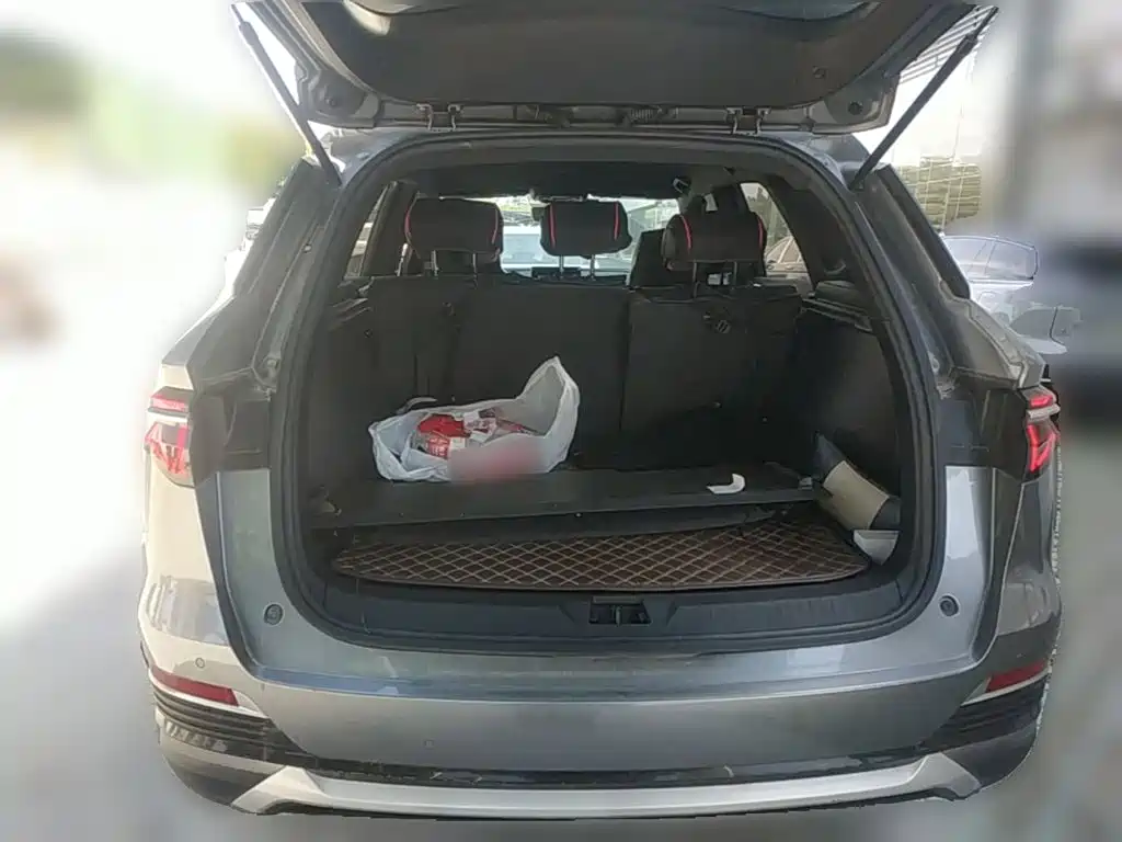BYD Song Pro DM-i 2022 — фото 15