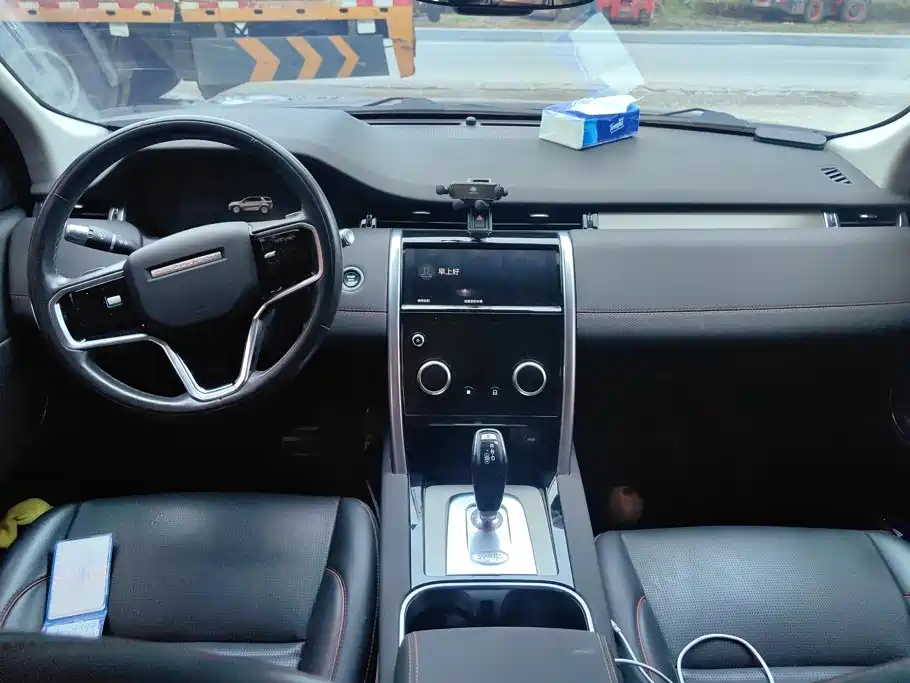 Land Rover Discovery Sport — миниатюра 12