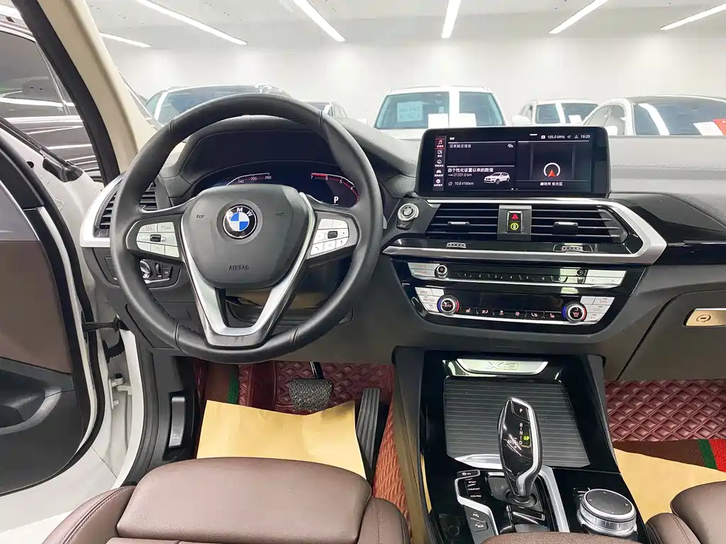 BMW X3 — миниатюра 13