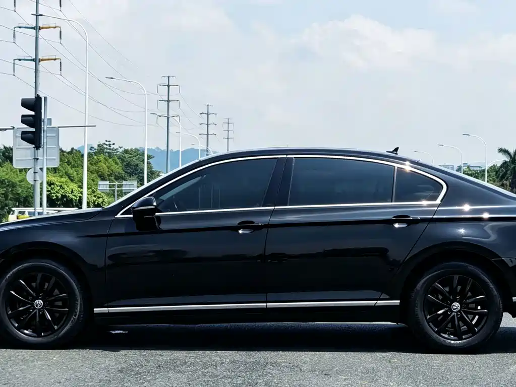 Volkswagen Magotan — миниатюра 5
