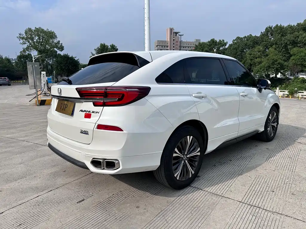 Honda Avancier — миниатюра 9