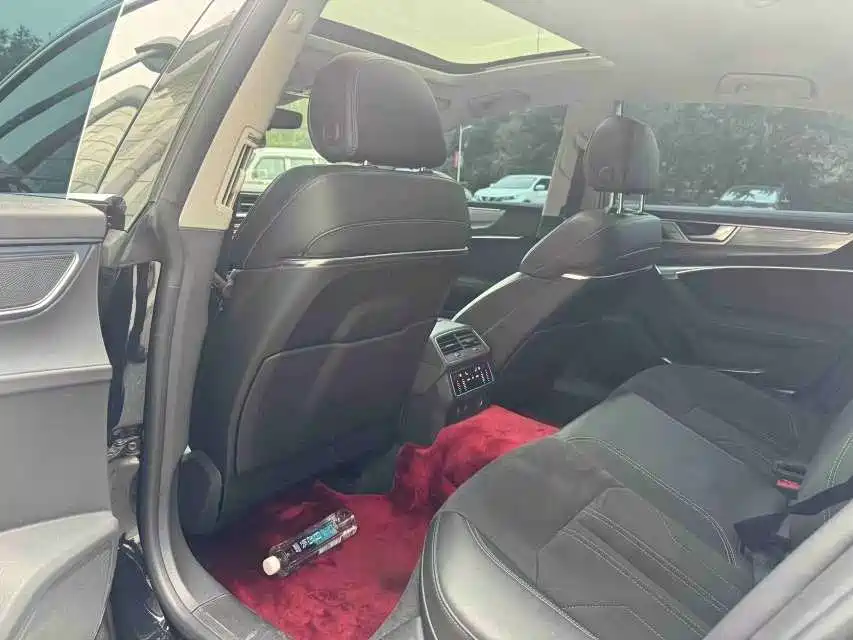 Audi A7L — миниатюра 7