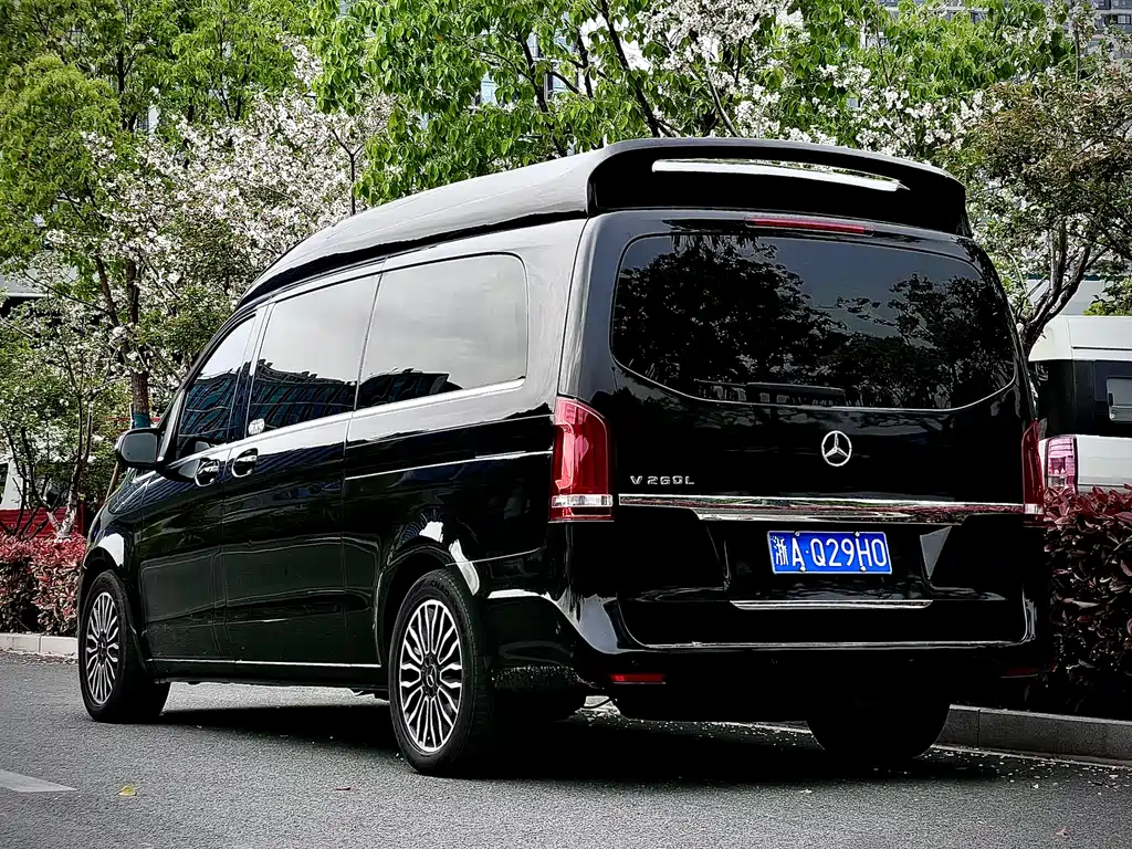 Mercedes-Benz V-Class V 2017 V 260 L Luxury Long Wheelbase