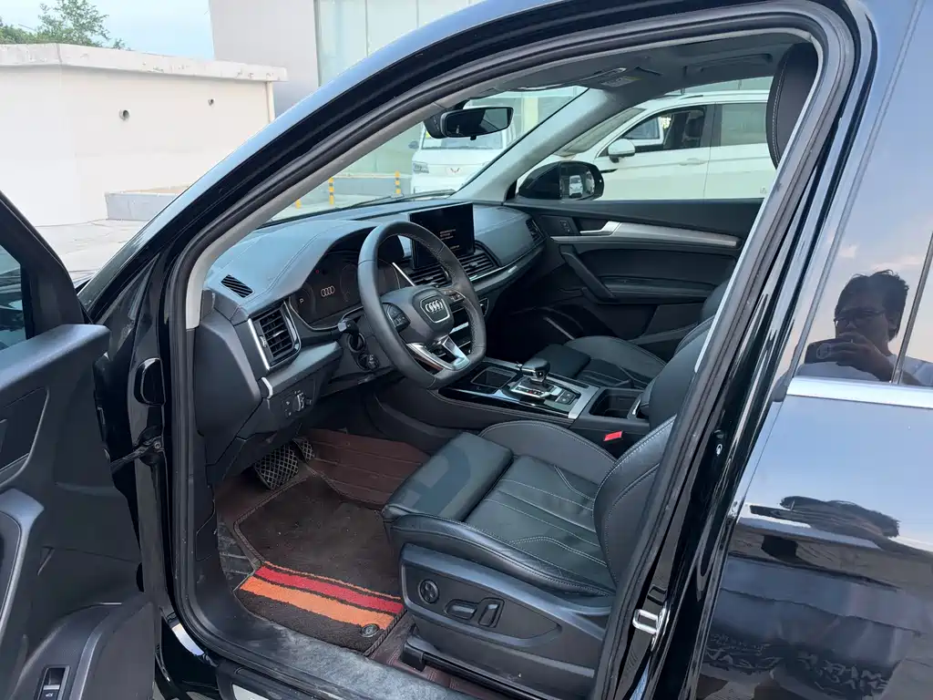 Audi Q5L — миниатюра 4