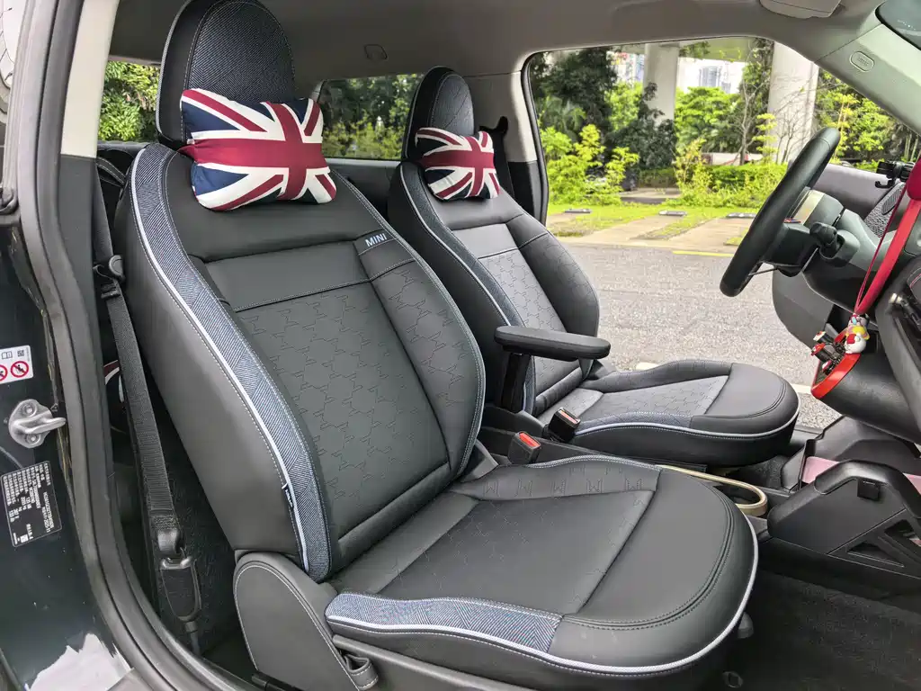 MINI MINI COOPER EV — миниатюра 7