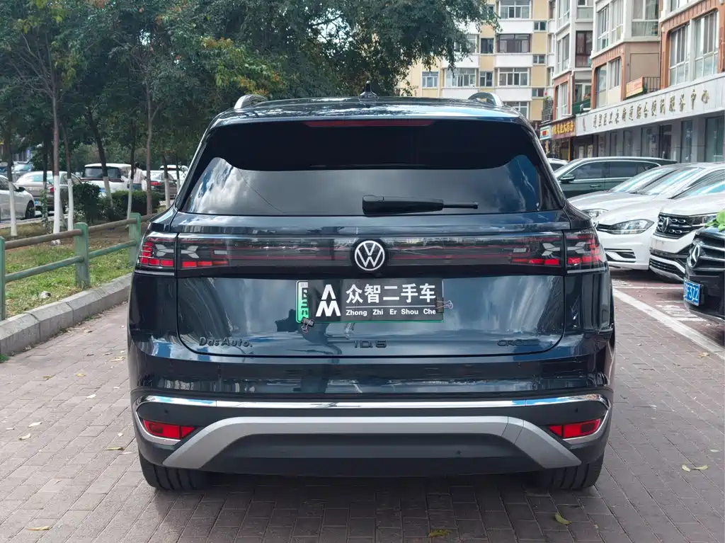 Volkswagen ID.6 Crozz — миниатюра 4