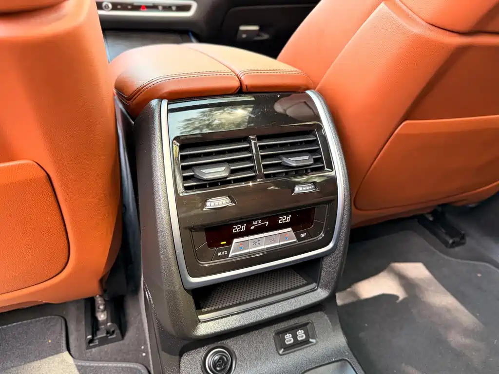BMW X7 — миниатюра 16