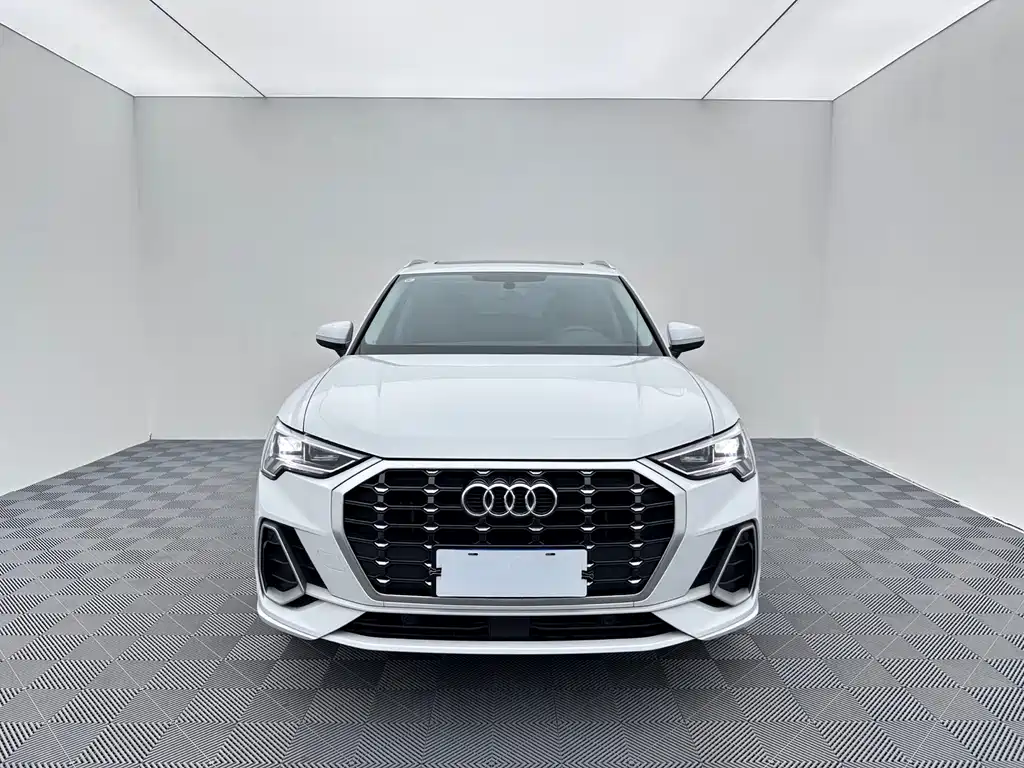 Audi Q3 — миниатюра 2