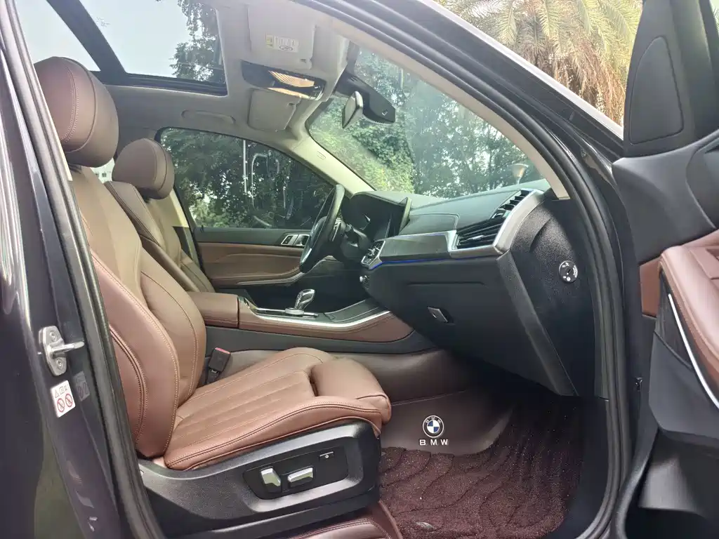 BMW X5 (Import) — миниатюра 12
