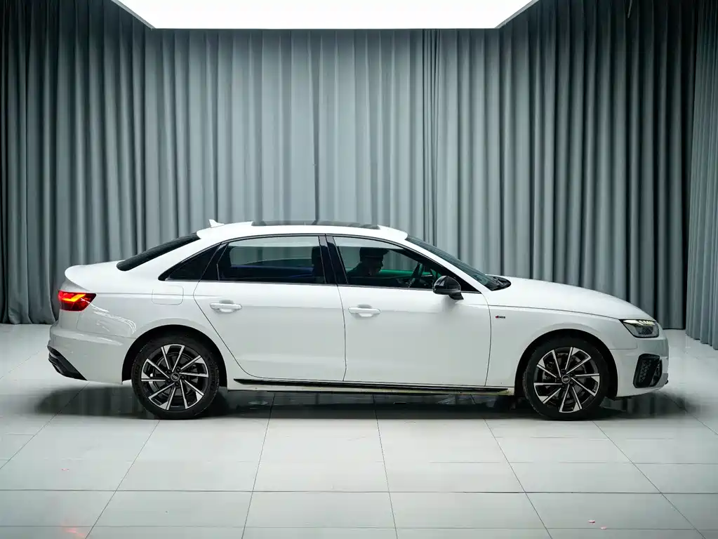 Audi A4L — миниатюра 4