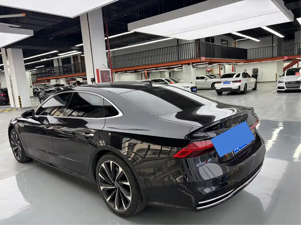 Audi A7L — миниатюра 15