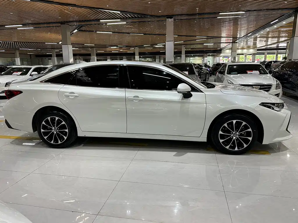Toyota Avalon — миниатюра 4