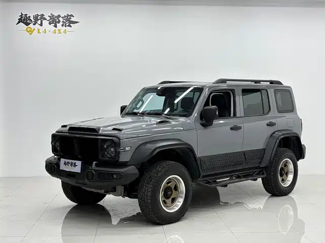 2022 TANK 300