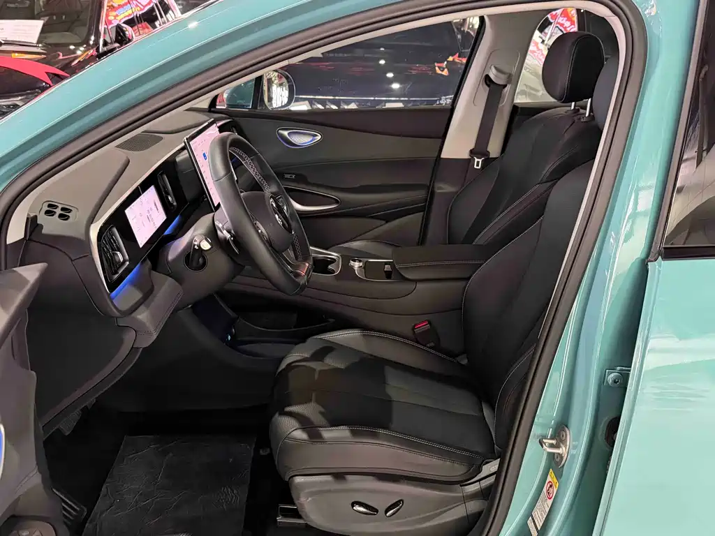 BYD 05 EV 2025 520KM Flagship