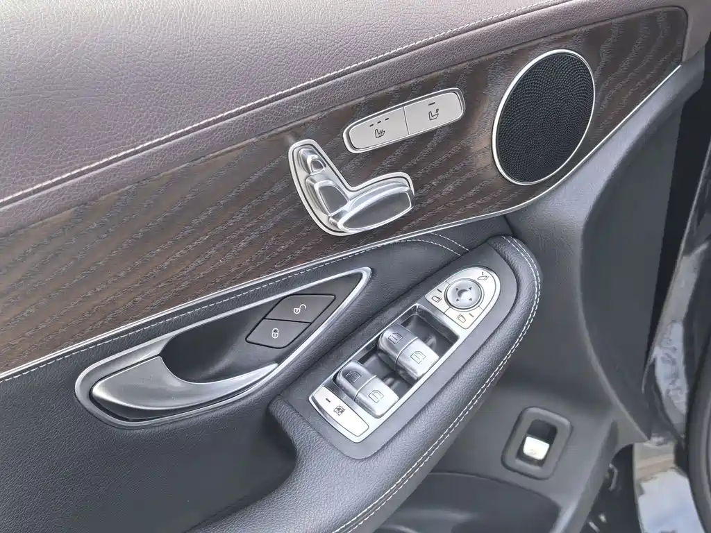 Mercedes-Benz GLC 2020 GLC 260 L 4MATIC Luxury