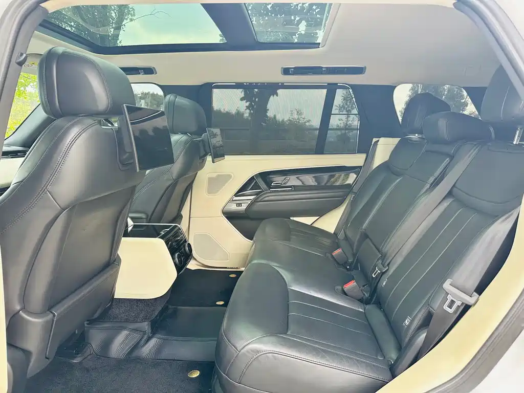 Land Rover Range Rover — миниатюра 9
