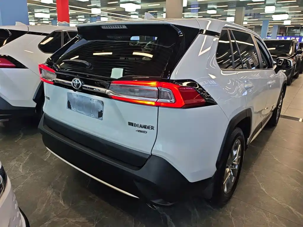Toyota Wildlander — миниатюра 7