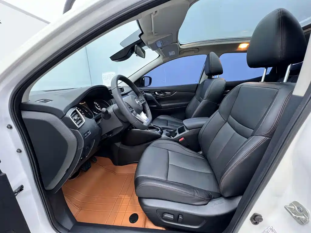 Nissan Qashqai — миниатюра 7