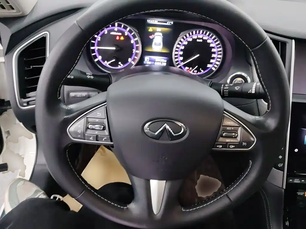 Infiniti Q50L — миниатюра 11