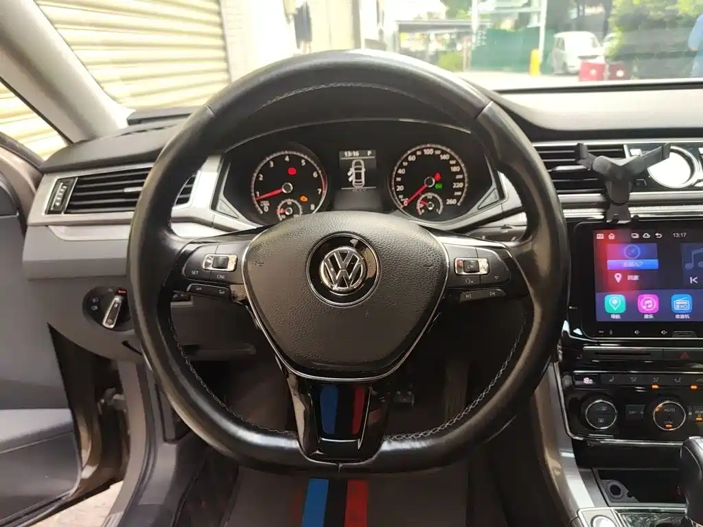 Volkswagen Passat — миниатюра 3