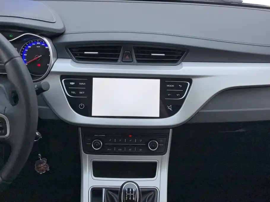 Geely Vision — миниатюра 13